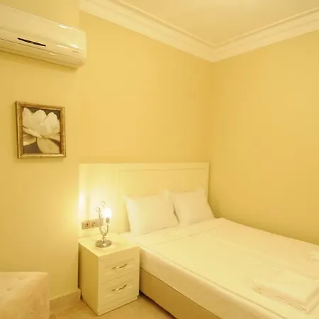 Resort Gold Luxury